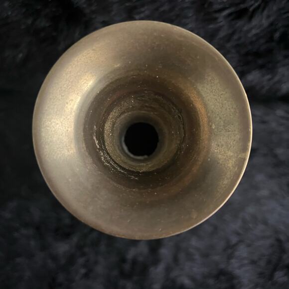 VTG 70s etched brass fluted vase - Picture 4 of 9